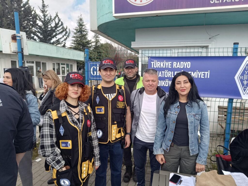 SINAV-4-1024x768 ŞUBEMİZDEN AMATÖR TELSİZCİLİK SINAVINA GİREN ADAYLARA DESTEK